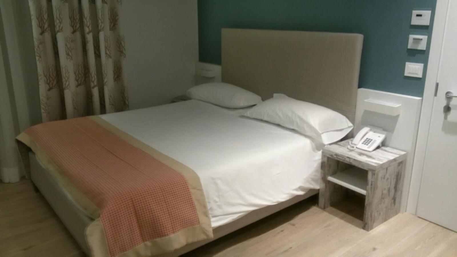צ'יביטאנובה מארקה Gabbiano Hotel מראה חיצוני תמונה
